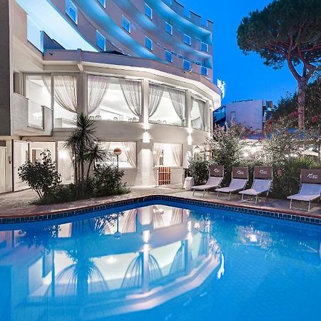 Hotel Schiller Cervia Exterior foto